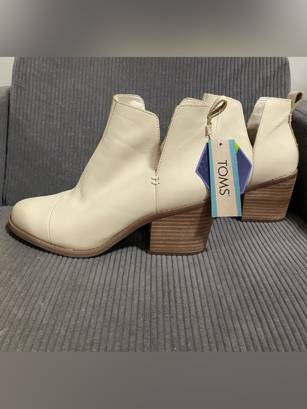 TOMS Women's Cream Leather Ankle Bootie